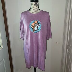 Buc-ee's Purple Graphic T-Shirt
